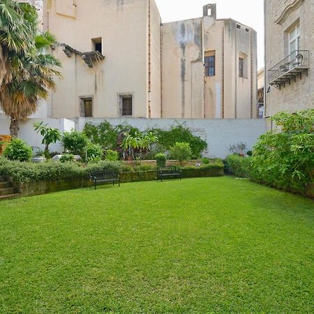 B&B Dimora Tomasi Palermo Exteriör bild